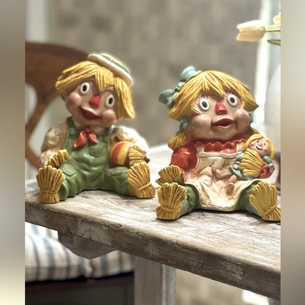 Vintage J. Kendrick Anthropomorphic 1978 Scarecrow Raggedy Ann and Andy. Kitschy